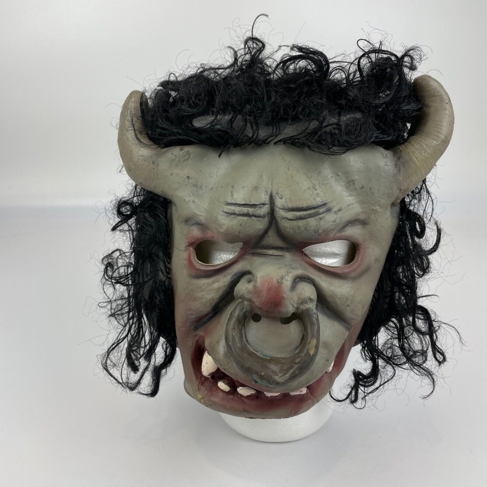 Vintage 1979 Cowie CJC Orc Monster Full Pullover Mask Minotaur Halloween